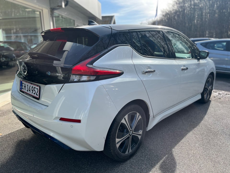 Nissan Leaf 40 N-Connecta 5d