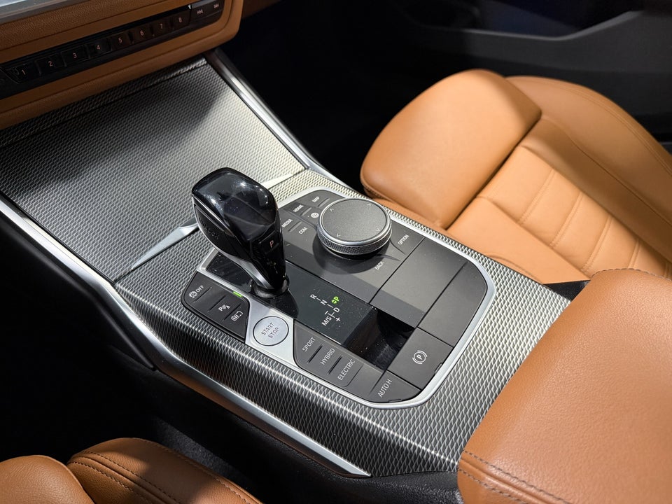 BMW 330e 2,0 Touring M-Sport aut. 5d