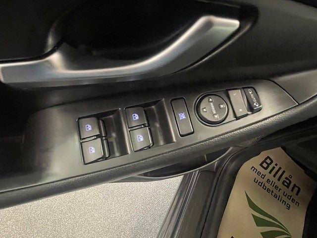 Hyundai i30 1,4 T-GDi Trend stc. DCT 5d