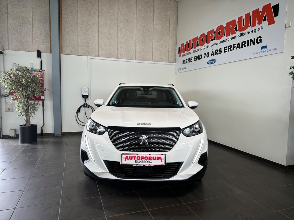 Peugeot 2008 1,5 BlueHDi 130 Allure Pack EAT8 5d