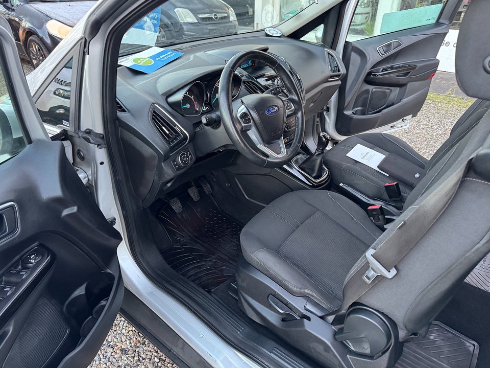 Ford B-MAX 1,0 SCTi 125 Titanium 5d