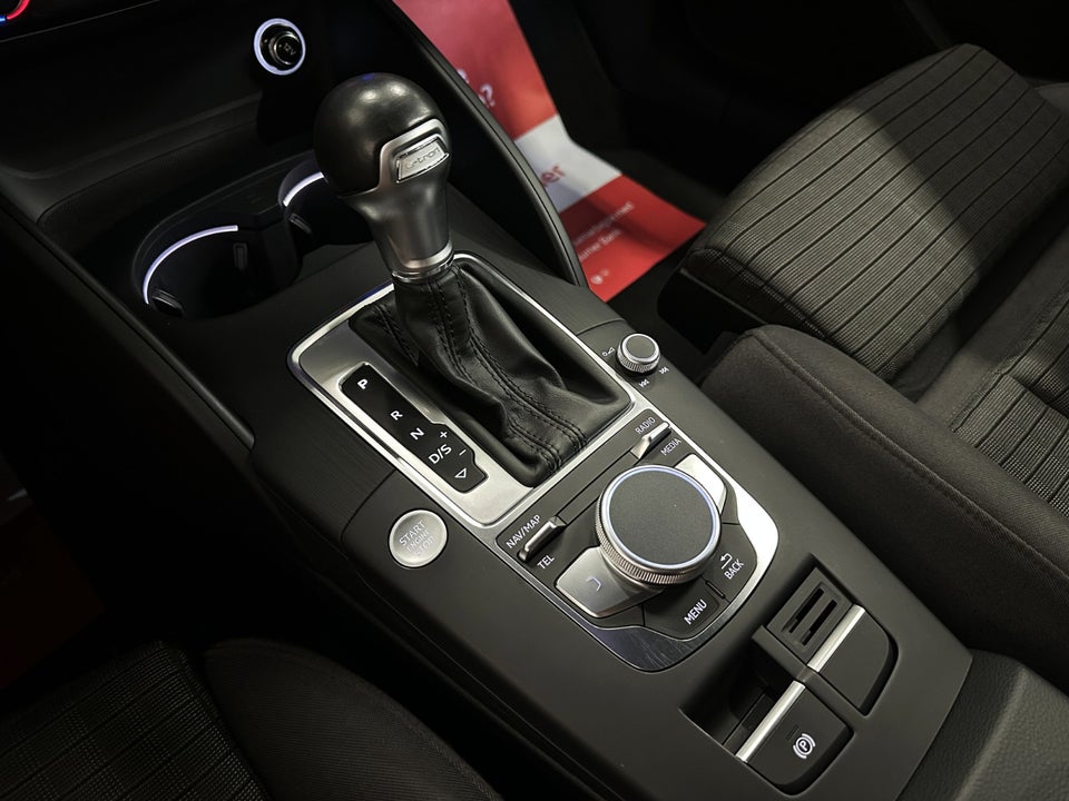 Audi A3 1,4 e-tron S-line Sportback S-tr. 5d