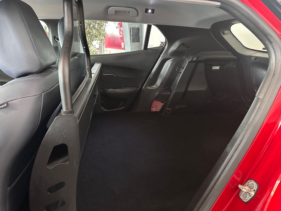 Peugeot 2008 1,2 PureTech 130 Allure Pack EAT8 Van 5d