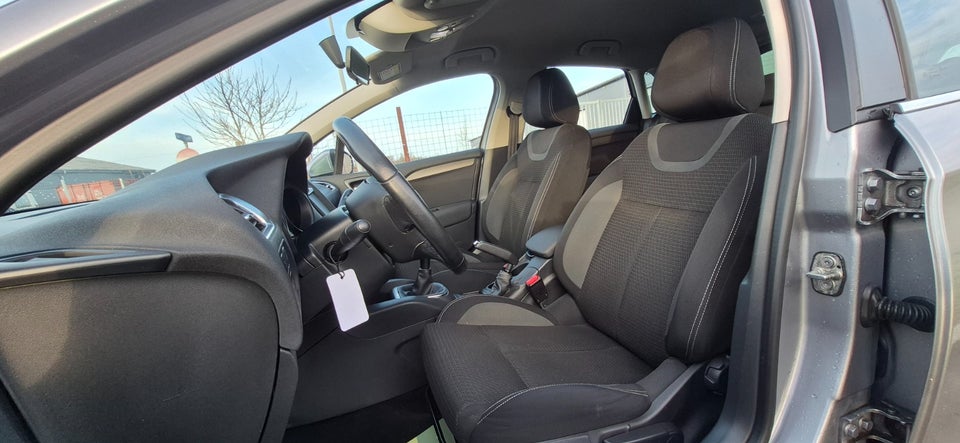 Citroën C4 1,6 BlueHDi 100 Feel Complet 5d