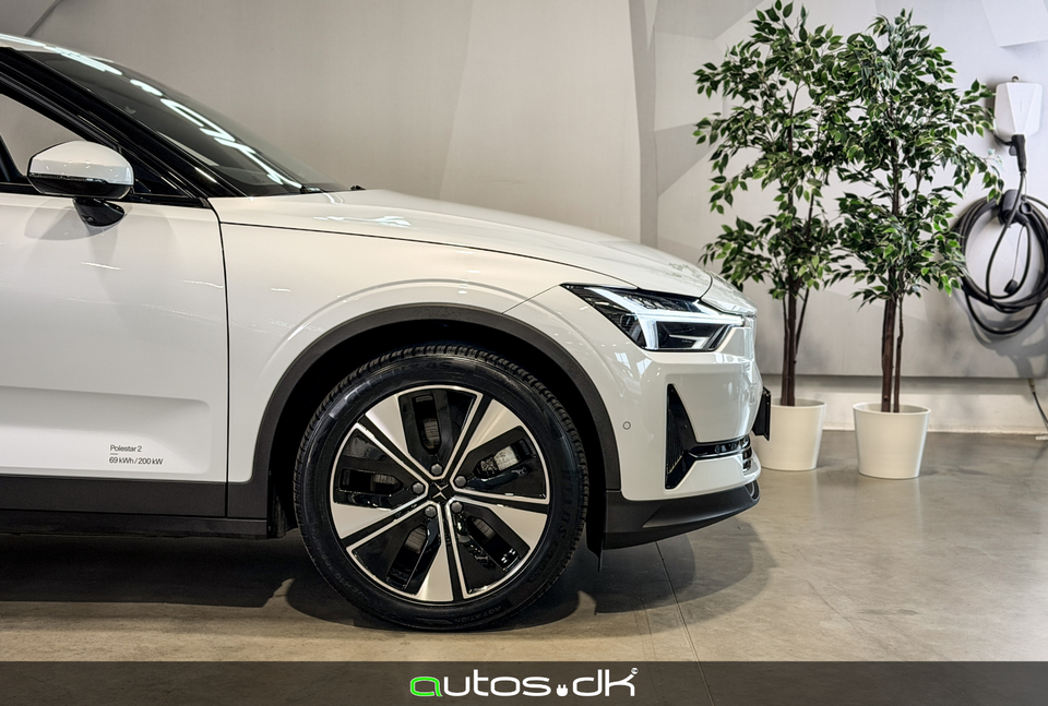 Polestar 2 Standard Range 5d