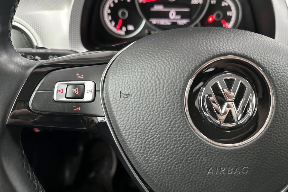 VW Up! 1,0 TSi 90 High Up! BMT 5d