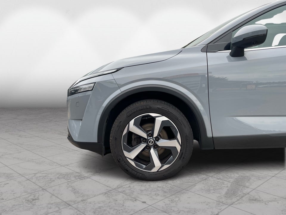 Nissan Qashqai 1,3 mHEV N-Connecta X-tr. 5d