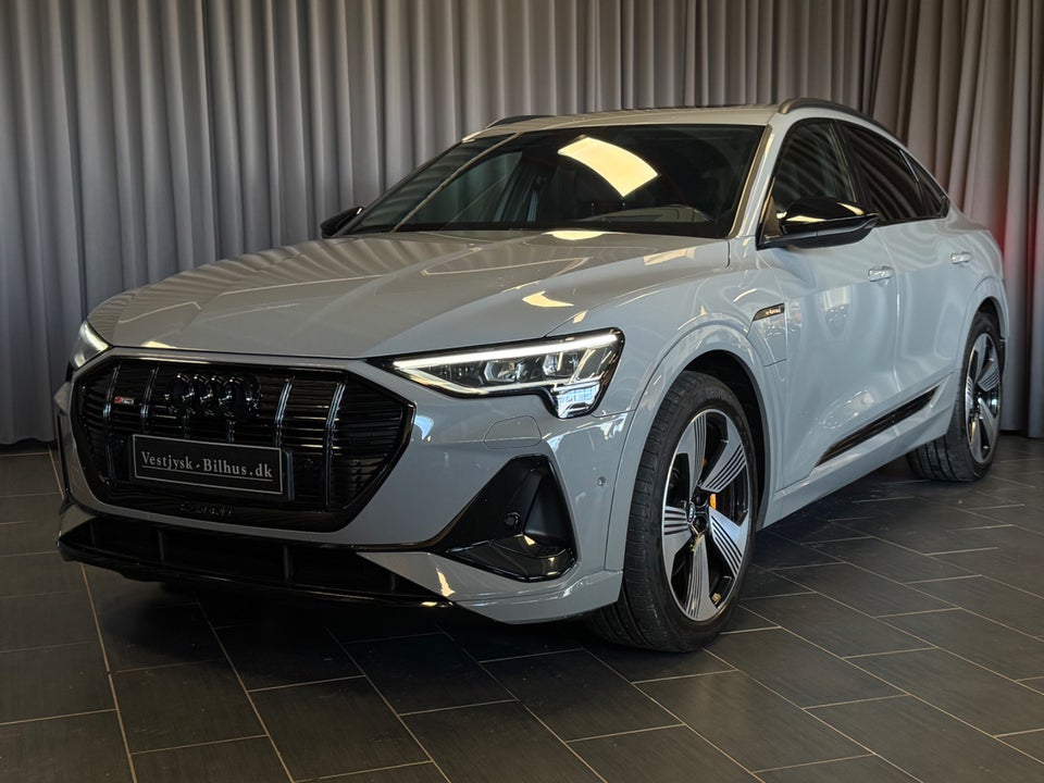Audi e-tron 55 S-line Sportback quattro 5d