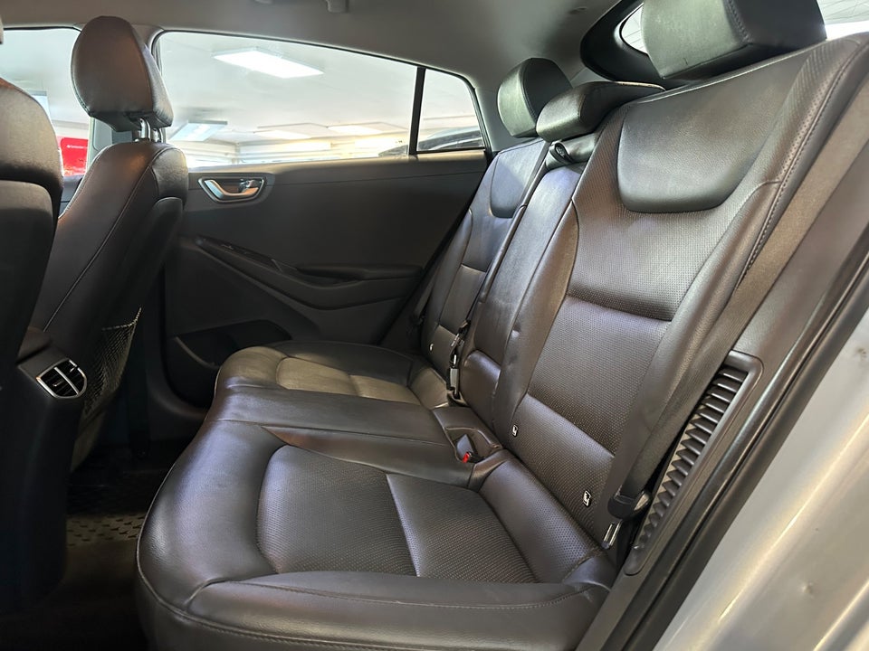 Hyundai Ioniq 1,6 PHEV Premium+ DCT 5d