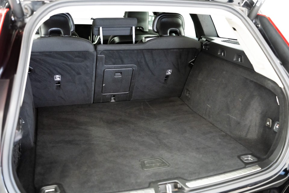 Volvo V60 2,0 B4 197 Inscription aut. 5d