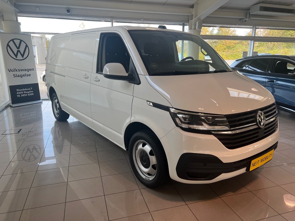 VW Transporter 2,0 TDi 150 Kassevogn DSG lang