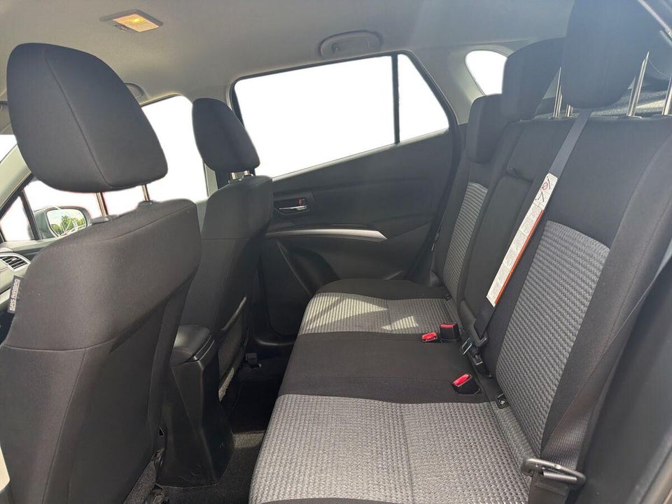 Suzuki S-Cross 1,5 S-Hybrid Active AGS 5d