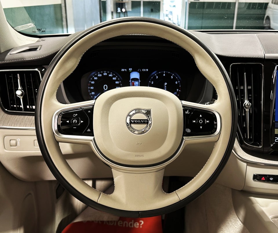 Volvo XC60 2,0 T5 250 Inscription aut. 5d