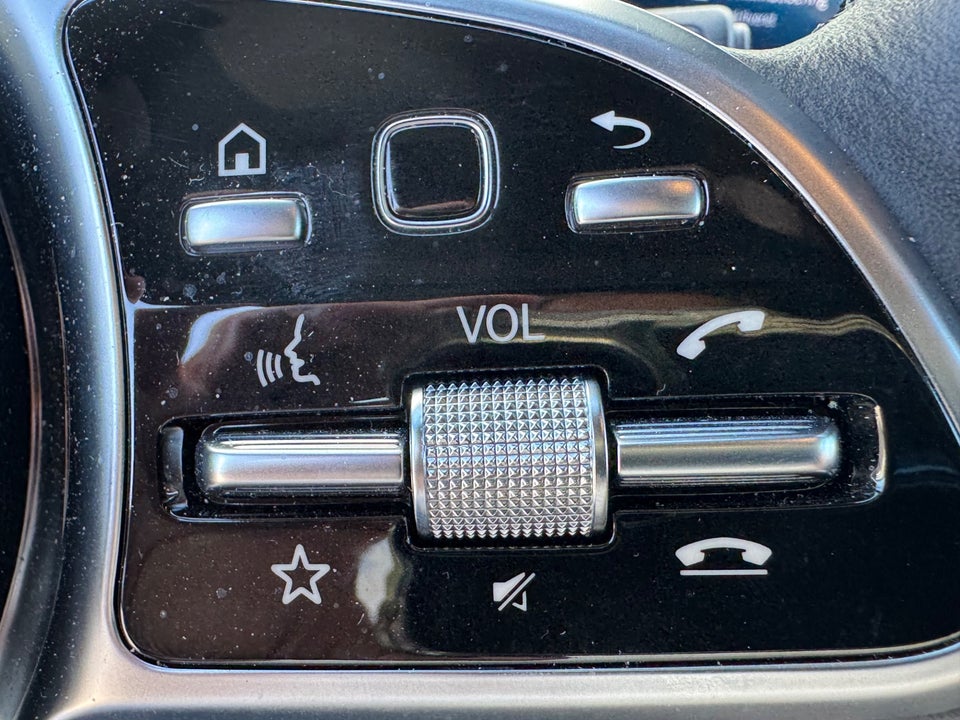Mercedes EQA250+ Progressive 5d