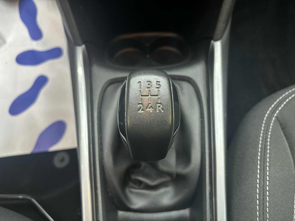 Peugeot 2008 1,2 VTi 82 Active 5d