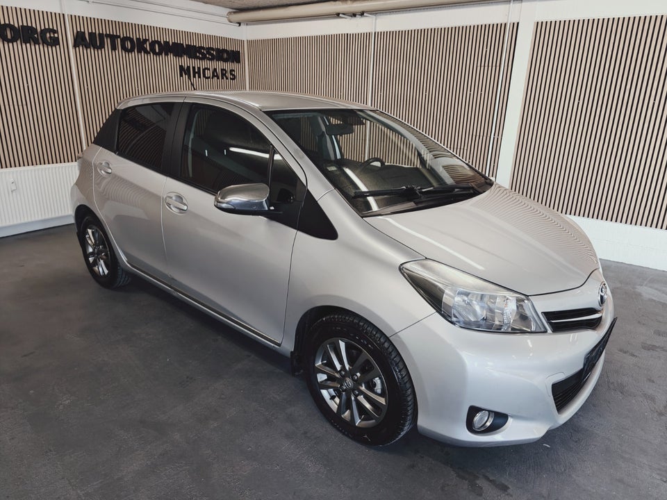 Toyota Yaris 1,0 VVT-i T2 Air Touch 5d