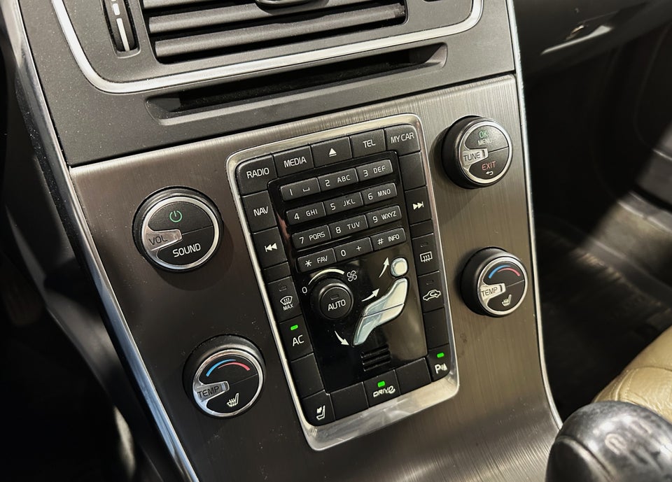 Volvo V60 1,6 DRIVe 5d