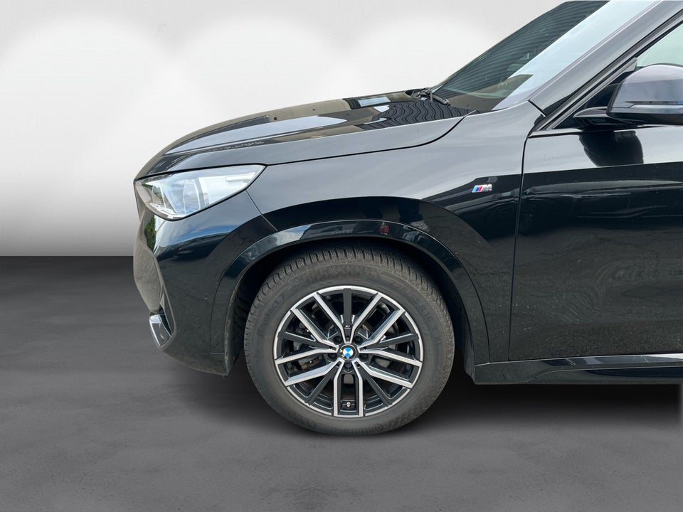 BMW iX1 xDrive30 Fully Charged M-Sport 5d