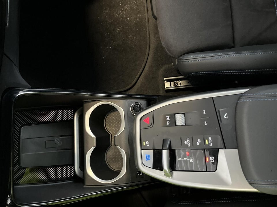 BMW iX1 eDrive20 M-Sport 5d