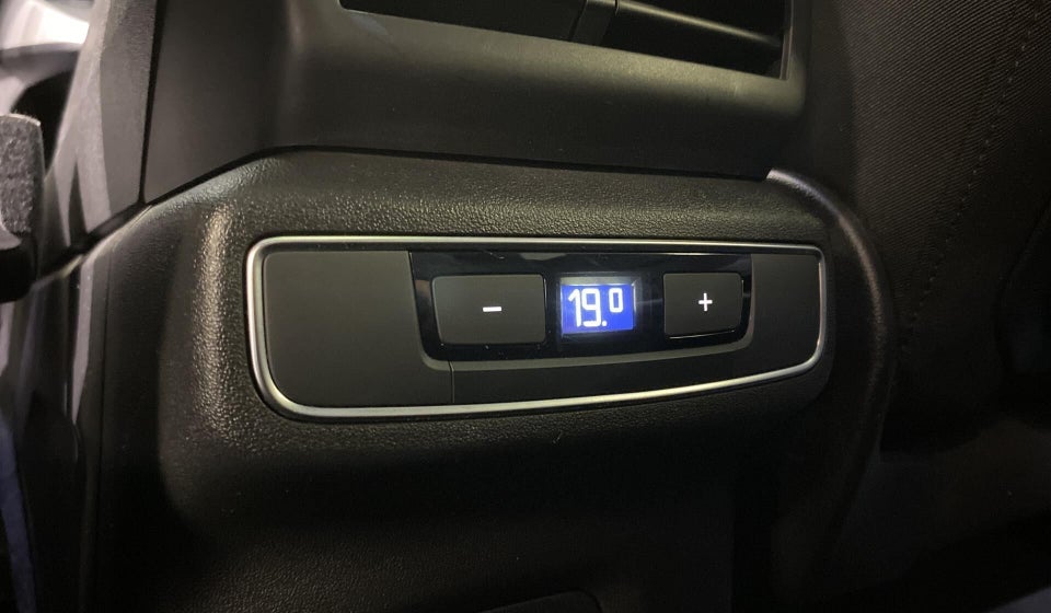 Audi Q4 e-tron 40  5d