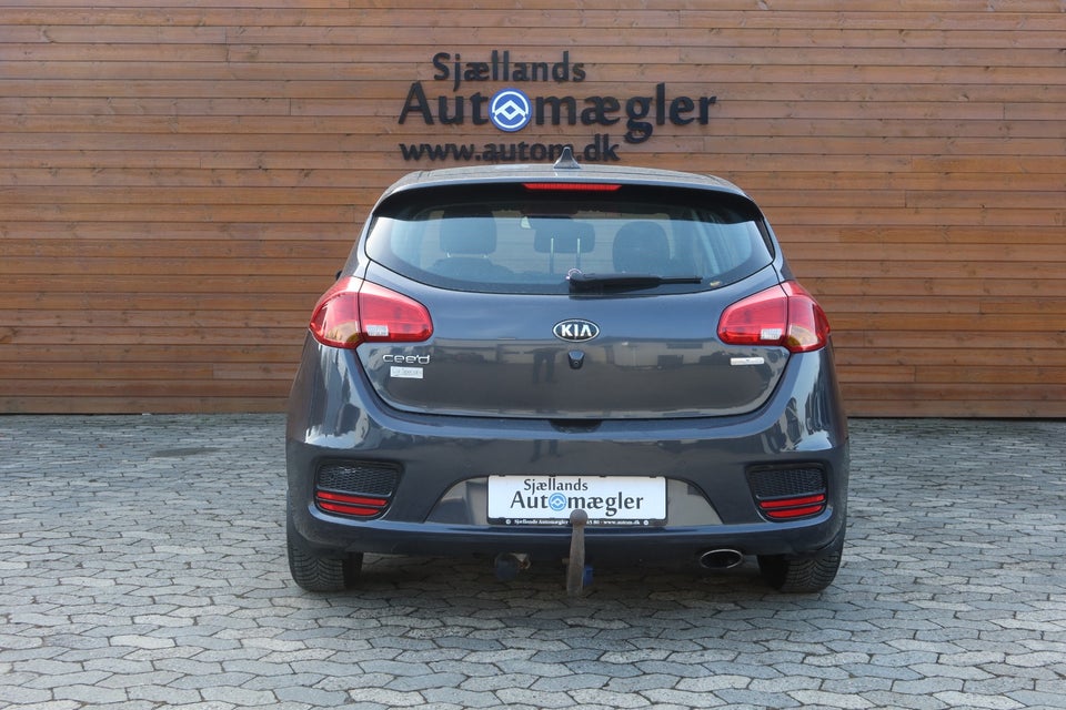 Kia Ceed 1,0 T-GDi Attraction 5d