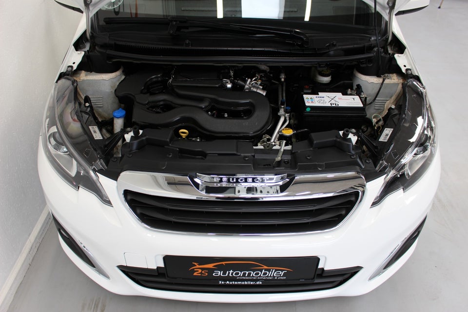 Peugeot 108 1,0 e-VTi 72 Allure+ 5d