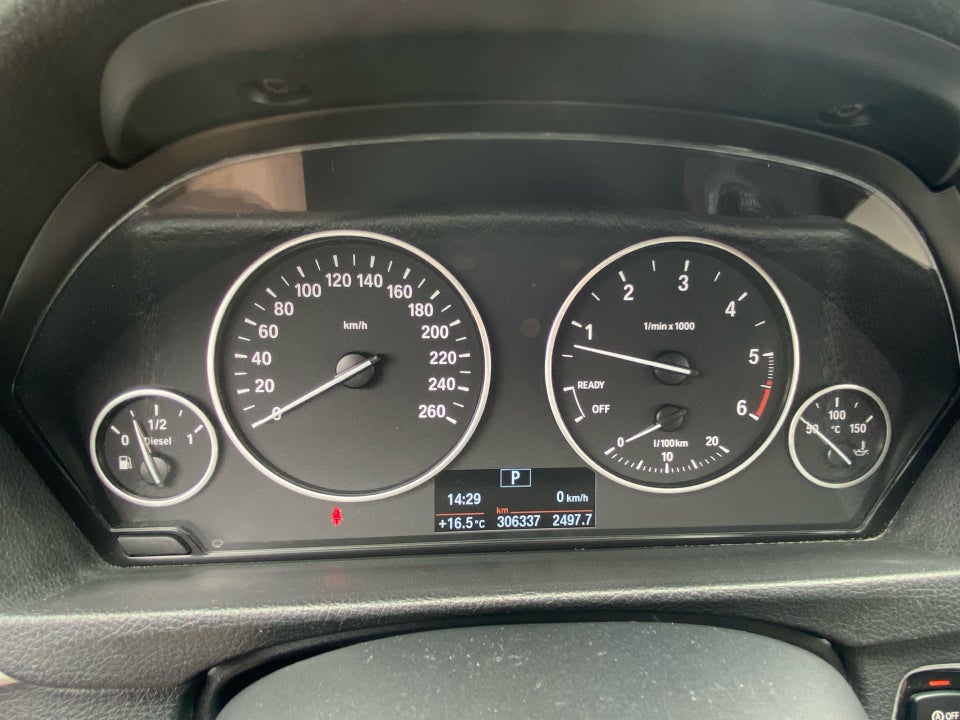 BMW 330d 3,0 Touring aut. 5d