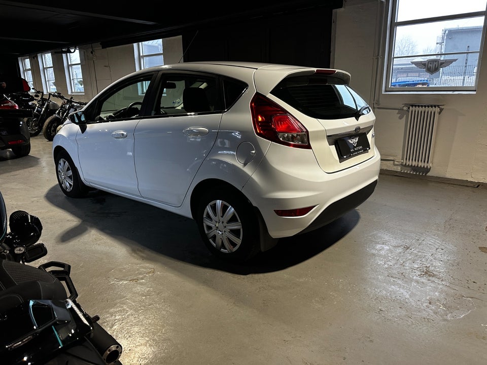 Ford Fiesta 1,0 65 Titanium 5d