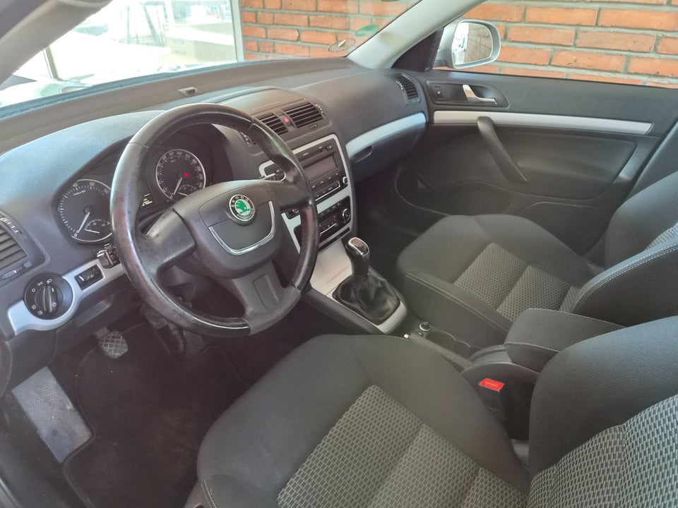 Skoda Octavia 1,4 TSi 122 Ambiente Combi GreenTec 5d