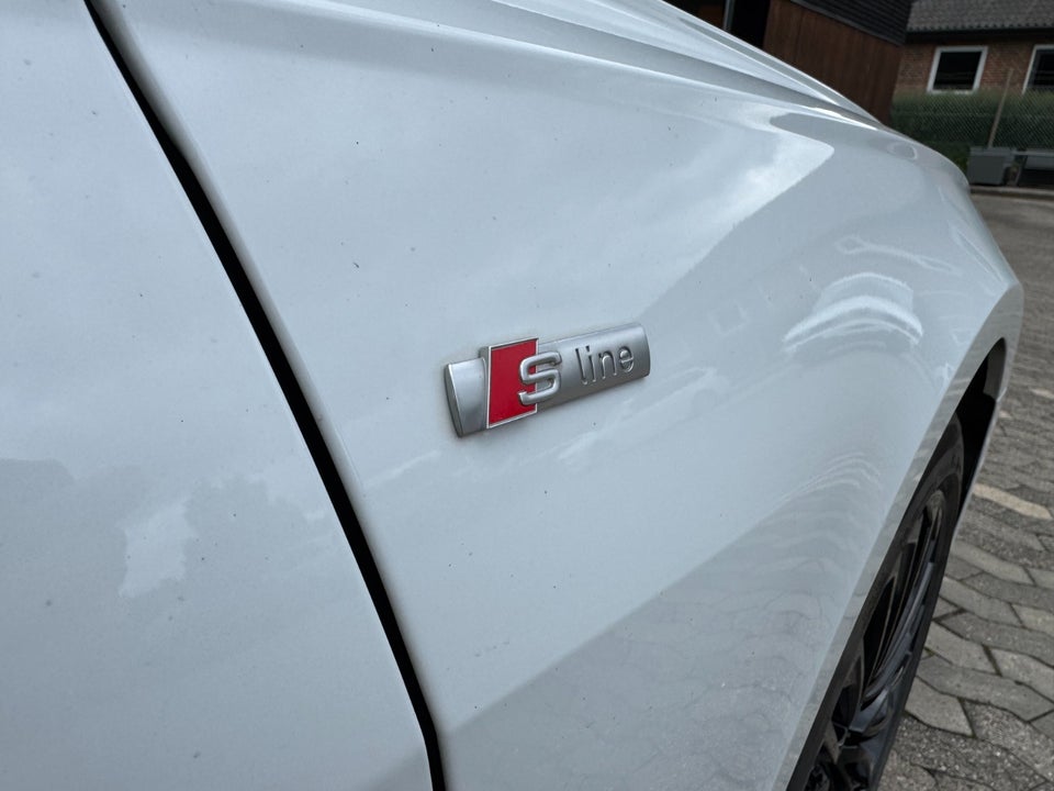 Audi A6 55 TFSi e S-line Avant quattro S-tr. 5d