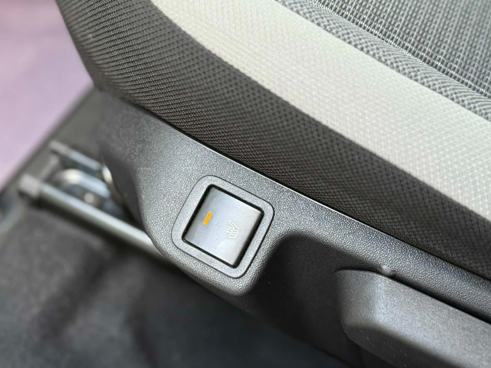 Toyota Aygo 1,0 VVT-i x-press 5d