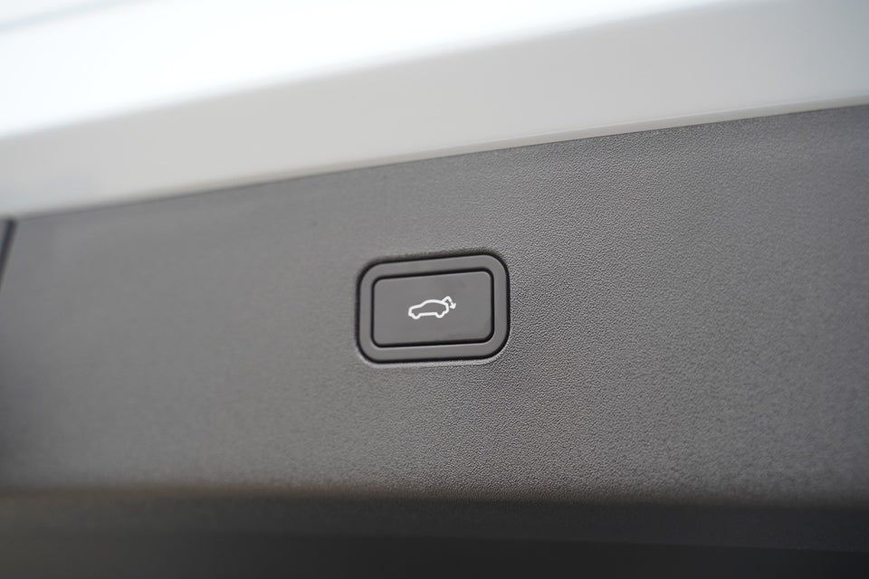 Volvo EX30 Twin Performance Ultra 5d