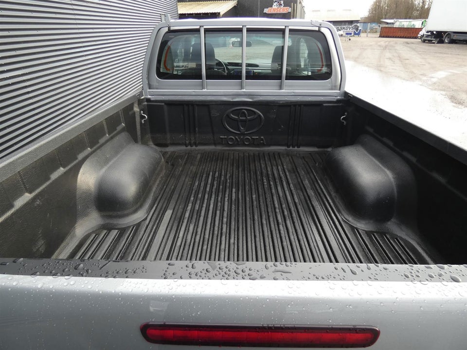 Toyota HiLux 2,4 D T2 Ex.Kab 4d