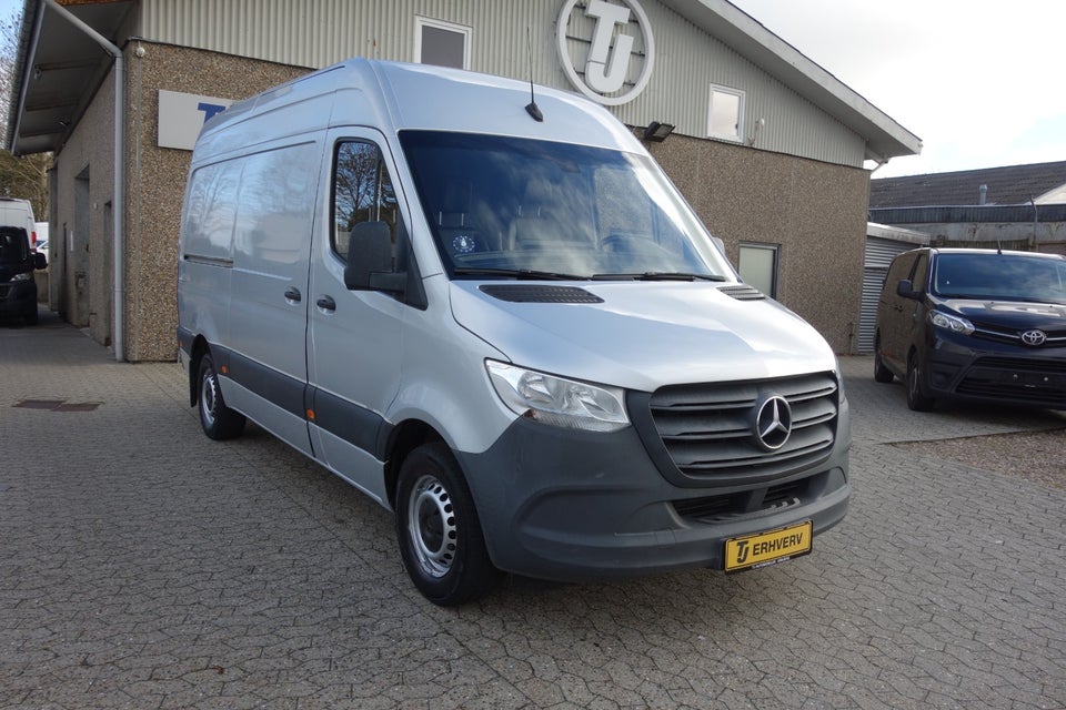Mercedes Sprinter 316 2,2 CDi A2 Kassevogn aut. RWD
