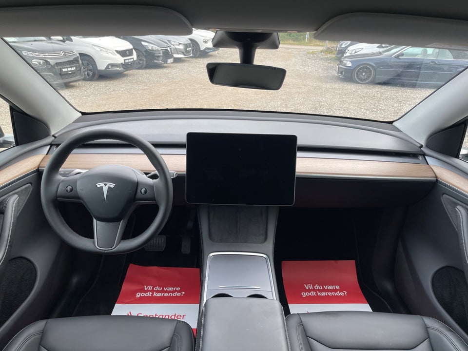 Tesla Model Y Long Range AWD 5d