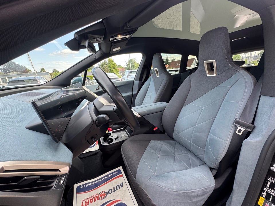 BMW iX xDrive40 Sport 5d