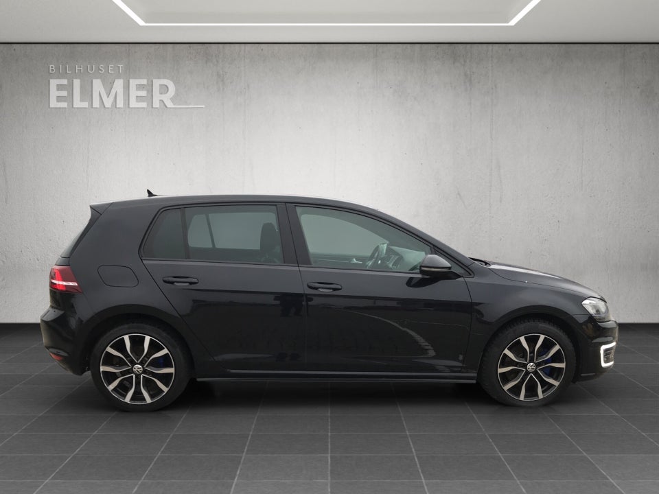 VW Golf VII 1,4 GTE DSG 5d