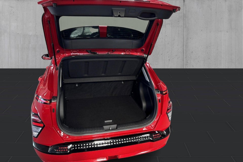 Hyundai Kona 48 EV Essential 5d