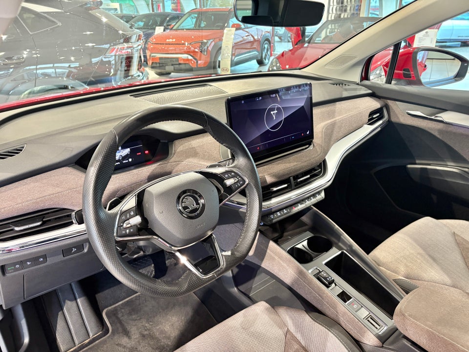 Skoda Enyaq 80 iV Design Selection 5d