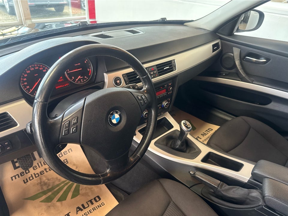 BMW 318d 2,0 Touring 5d