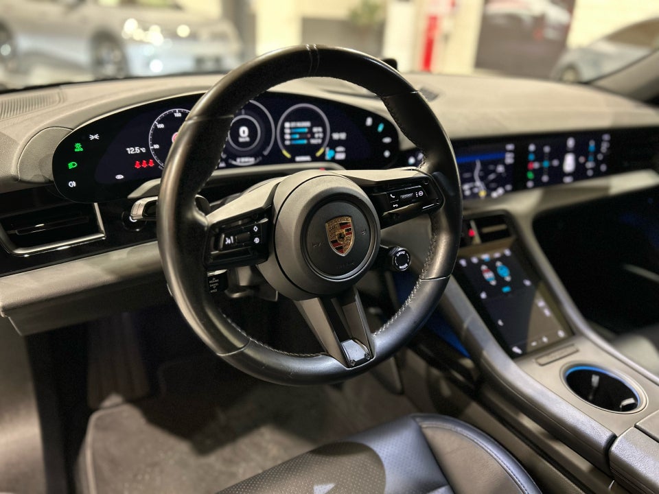 Porsche Taycan Performance+ Sport Turismo 5d