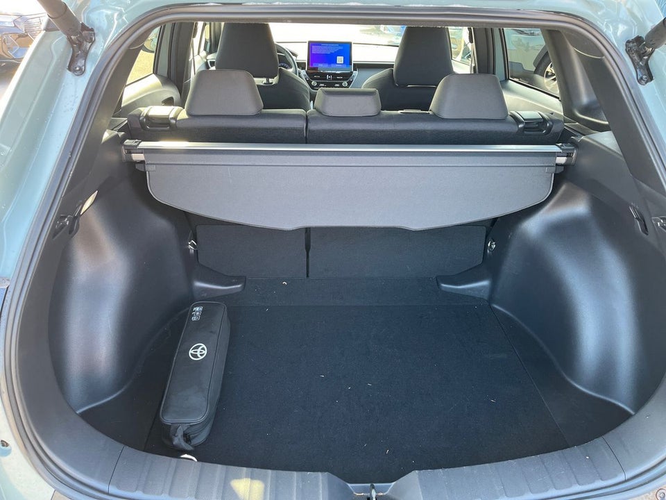 Toyota Corolla Cross 1,8 Hybrid Style Comfort CVT 5d