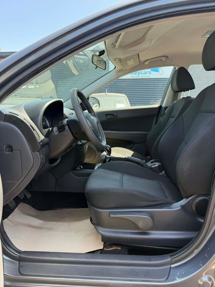 Hyundai i30 1,4 CVVT World Cup CW 5d
