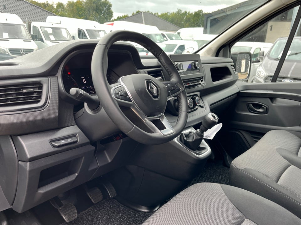 Renault Trafic 2,0 dCi 130 L2H1 Tekno