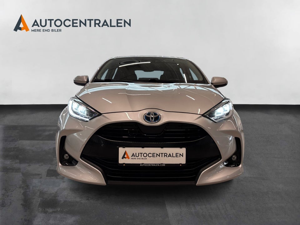 Toyota Yaris 1,5 Hybrid H1 e-CVT 5d
