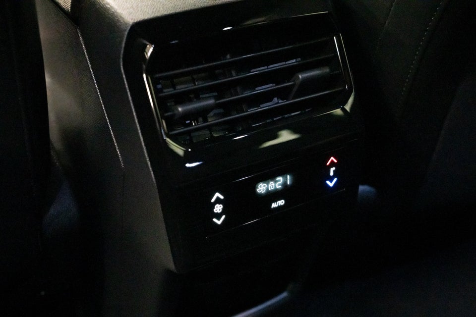 Peugeot e-5008 77 Allure 7prs 5d