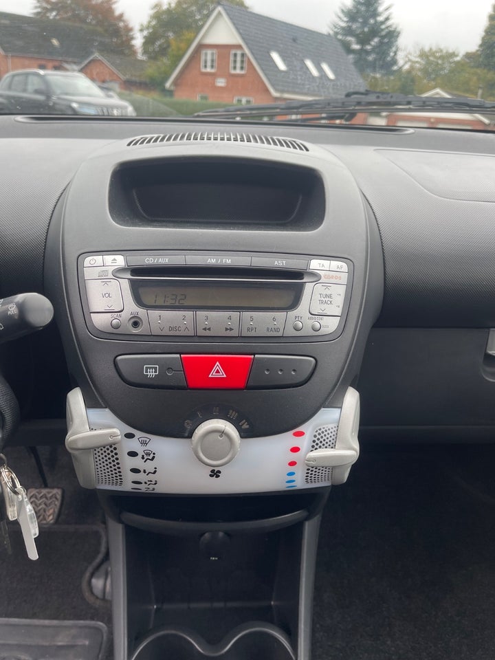 Toyota Aygo 1,0 VVT-i T1 5d