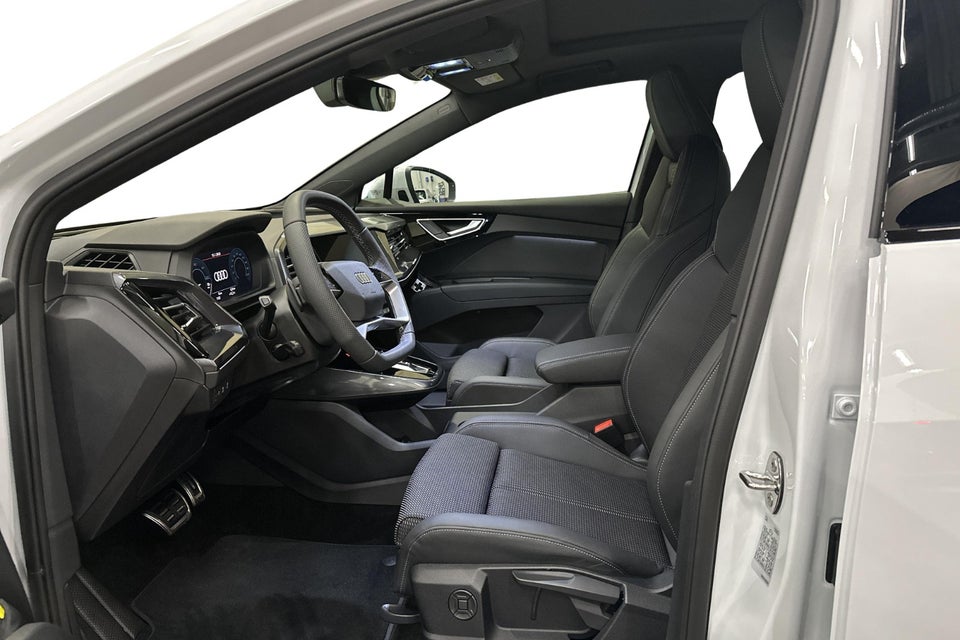 Audi Q4 e-tron 45 S-line Edition 5d