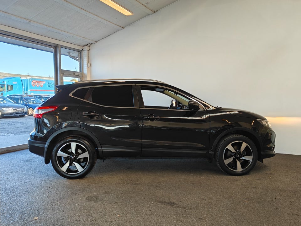 Nissan Qashqai 1,5 dCi 110 N-Connecta 5d