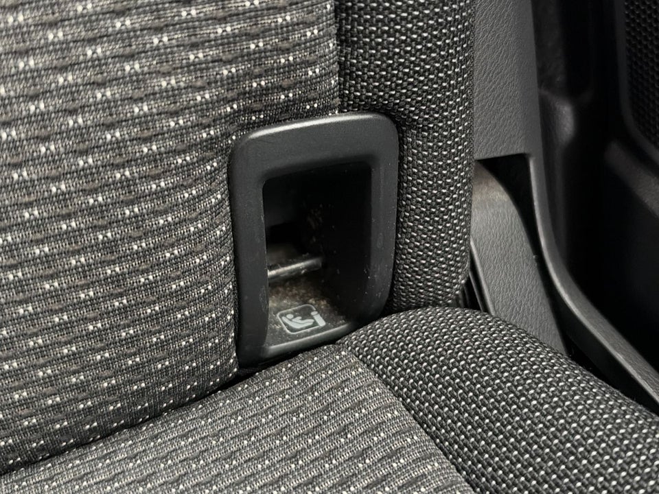 VW Touran 1,6 TDi 115 Comfortline DSG 7prs 5d